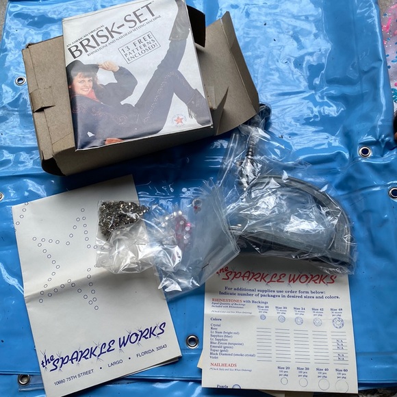 Vintage Brisk-Set Rhinestone and Nailhead Setting Machine - Picture 1 of 8